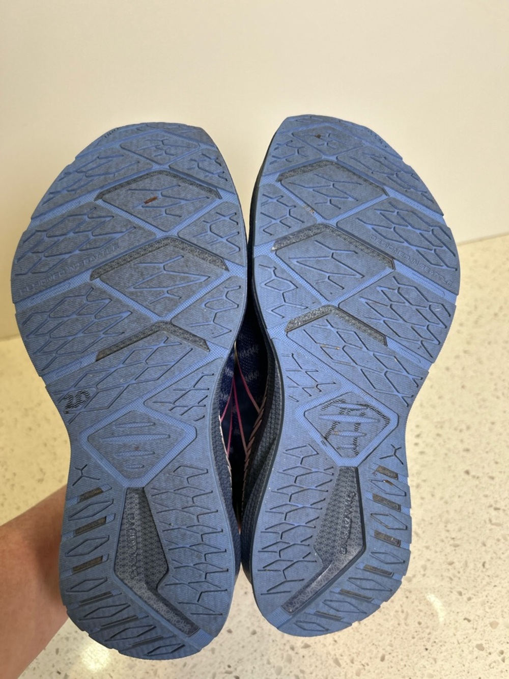 Brooks Women’s Levitate GTS 6 Supportive Running‎ Shoe 5.5 - Picture 9 of 10